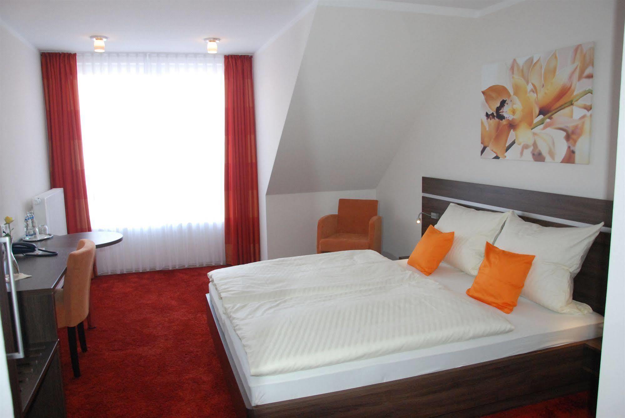 Hotel Schmidt Am Markt Meppen Εξωτερικό φωτογραφία